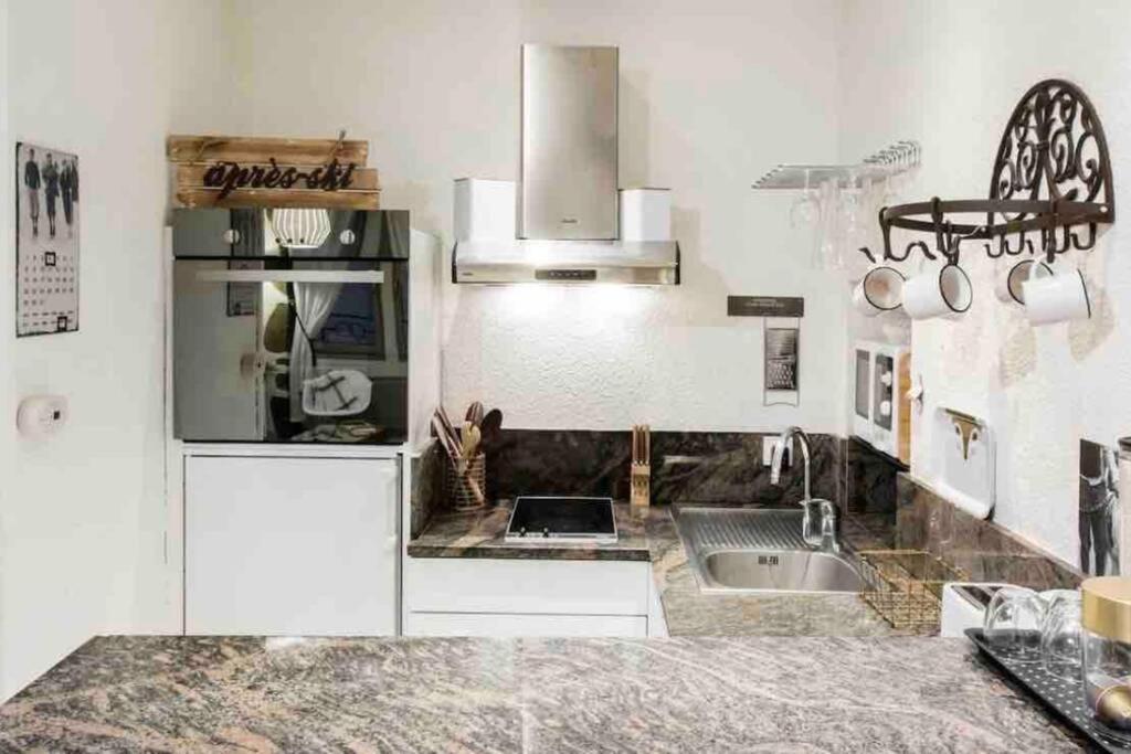 Un Cottage Alpin Chaleureux Dans Le Coeur D Annecy Avec 2 Velos Екстериор снимка